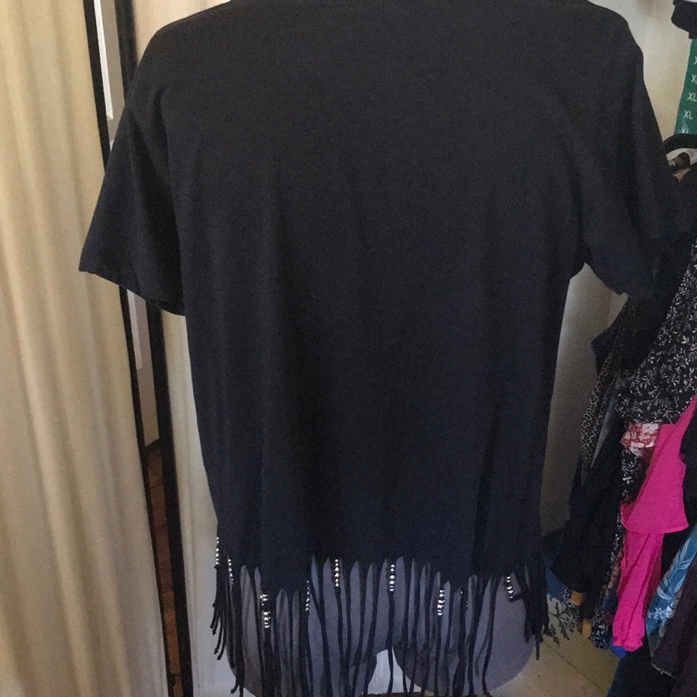 Jeans by Buffalo black T-shirt